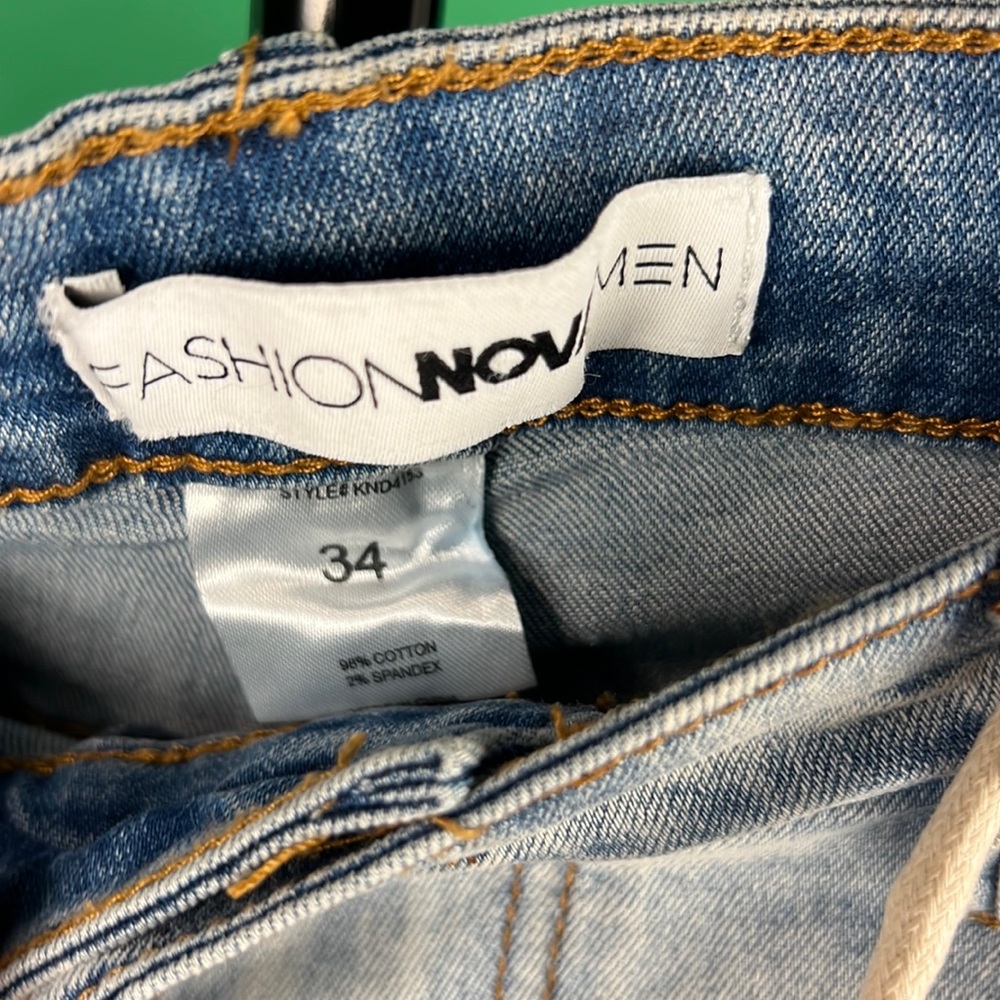 Men Light Washed Ripped Jeans - Picture 4 of 6